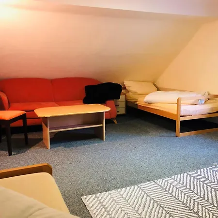 Naturfreundehaus Wallersee Bed & Breakfast *