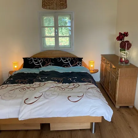 Naturfreundehaus Wallersee Bed & Breakfast Helming