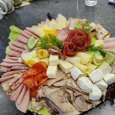 Bed & Breakfast Naturfreundehaus Wallersee