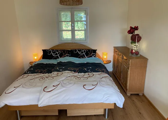 Naturfreundehaus Wallersee Bed & Breakfast Helming